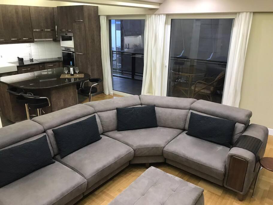 אתונה Finer Things Flisvos Beach Condo In Palaio Faliro מראה חיצוני תמונה