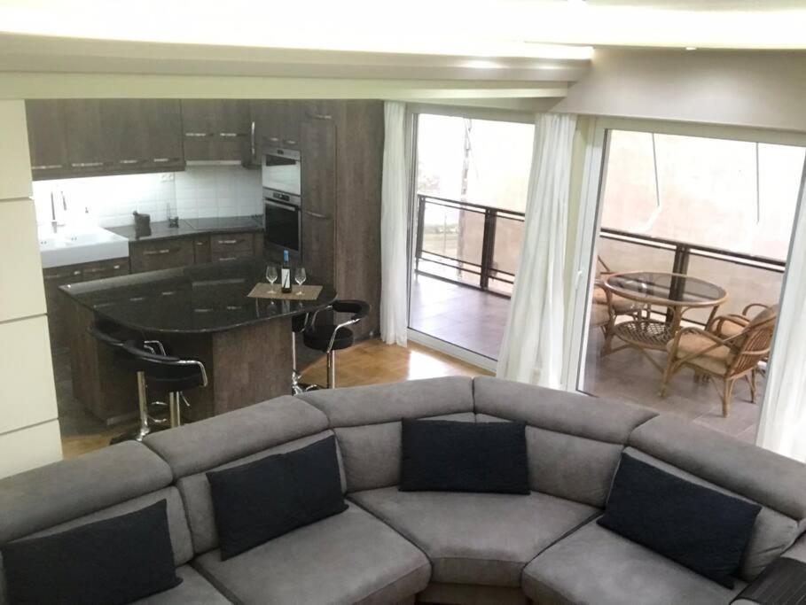 אתונה Finer Things Flisvos Beach Condo In Palaio Faliro מראה חיצוני תמונה