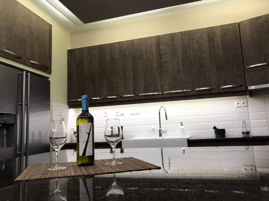 אתונה Finer Things Flisvos Beach Condo In Palaio Faliro מראה חיצוני תמונה