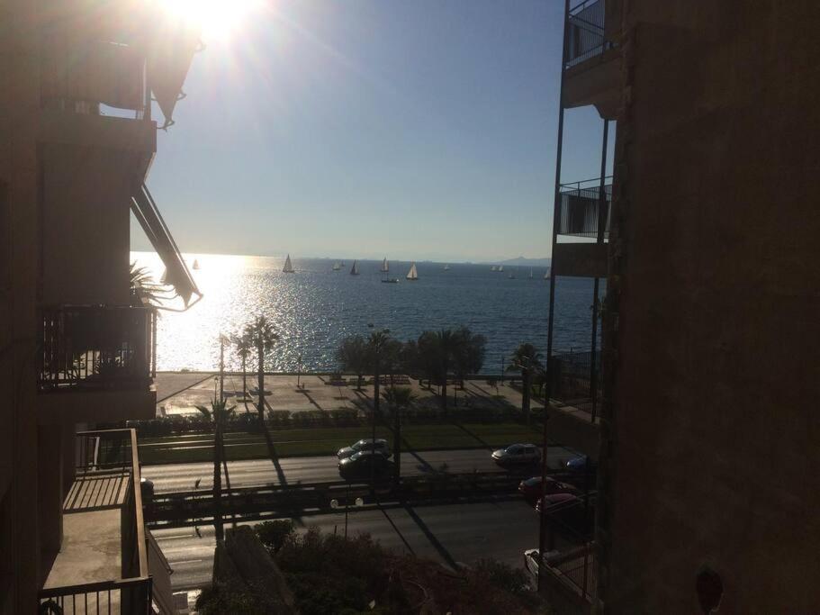 אתונה Finer Things Flisvos Beach Condo In Palaio Faliro מראה חיצוני תמונה